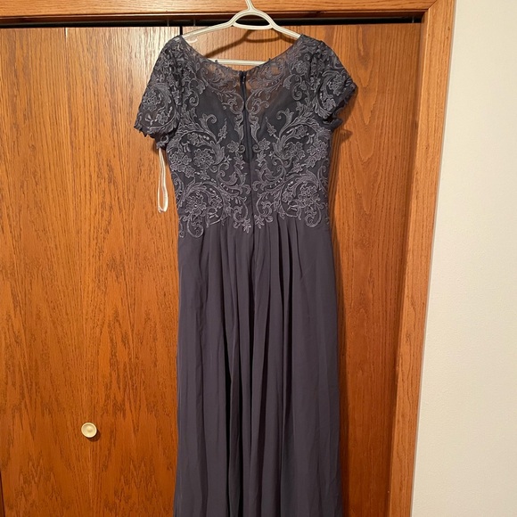 NWTs JJs House Mother of the Bride Dress - Picture 6 of 6